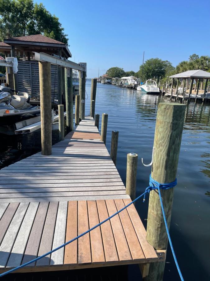 Exclusive Canal Home & Dock In Gulf Breeze Exteriör bild